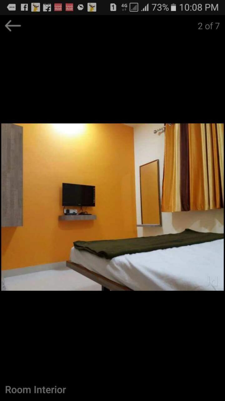 Vrundavan Hotel And Lodging Akalkot エクステリア 写真